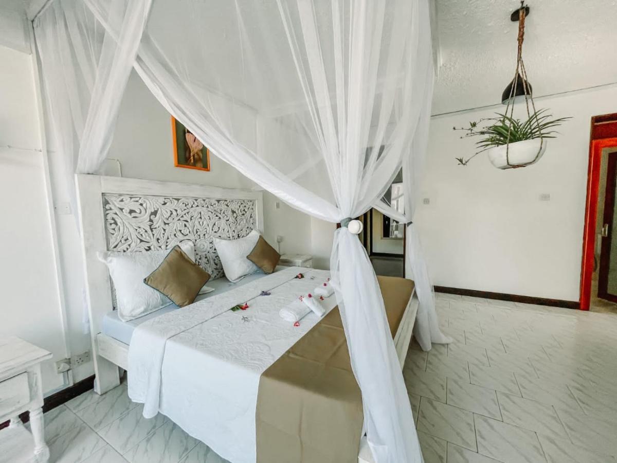 Milamax Beach Vllla Villa Diani Beach Bagian luar foto