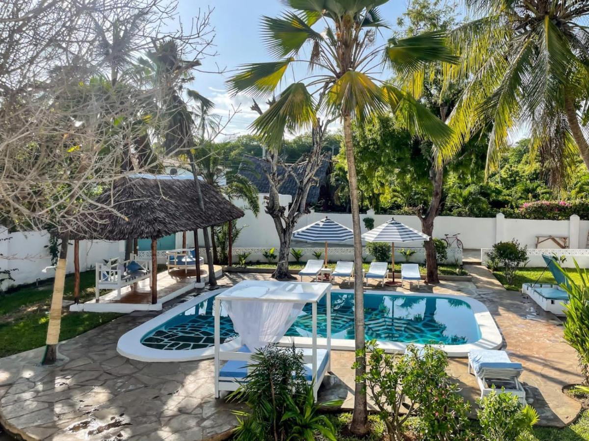 Milamax Beach Vllla Villa Diani Beach Bagian luar foto