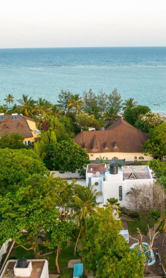 Milamax Beach Vllla Villa Diani Beach Bagian luar foto